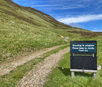 Route start by Spittal of Glenshee Route start by Spittal of Glenshee