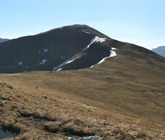 Maol Chinn-dearg above the by-pass path around Sgùrr Coire na Feinne Maol Chinn-dearg above the by-pass path around Sgùrr Coire na Feinne