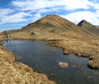 Sgùrr Beag and Sgùrr an Lochain from Bealach Fraoch Choire Sgùrr Beag and Sgùrr an Lochain from Bealach Fraoch Choire