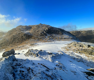 The final pull to Sgùrr an ùtha's summit